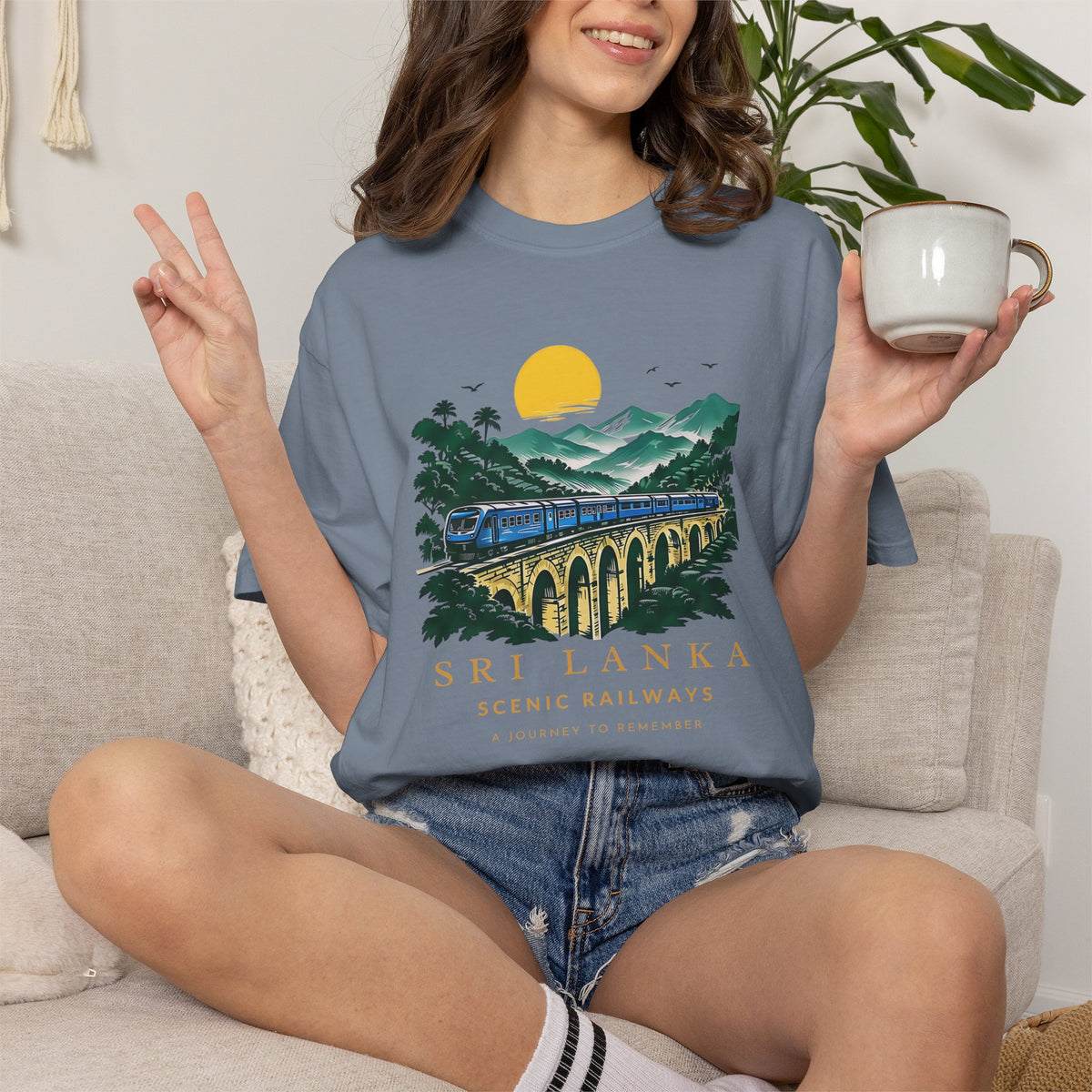 Sri Lanka Nine Arch Bridge Unisex T-Shirt Vintage Railway Tee