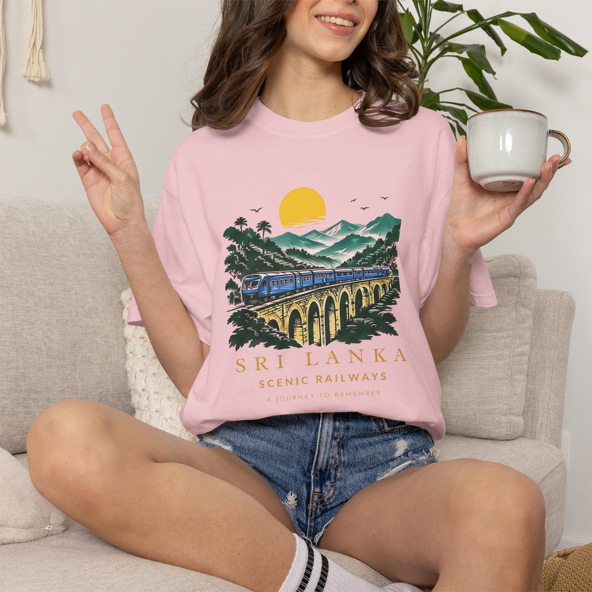 Sri Lanka Nine Arch Bridge Unisex T-Shirt Vintage Railway Tee