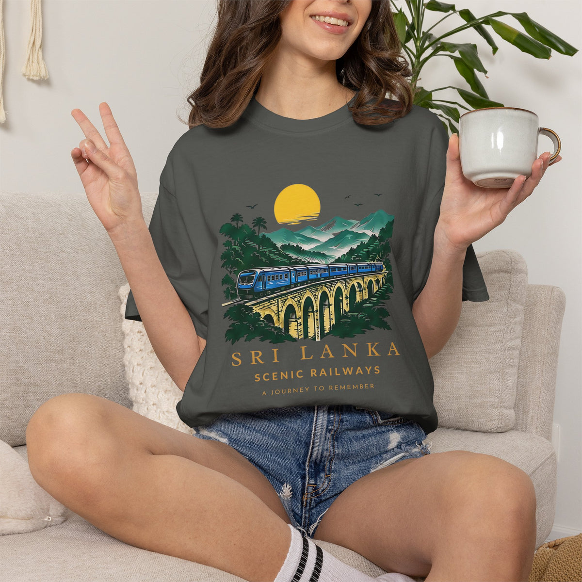 Sri Lanka Nine Arch Bridge Unisex T-Shirt Vintage Railway Tee